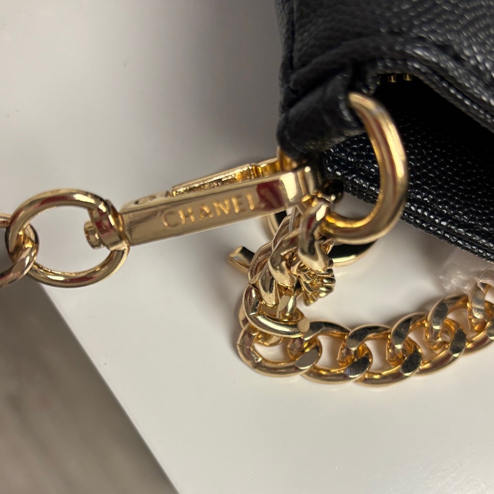 New 💘 CHANEL Beauty Cosmetic Black & Gold Shoulder Bag Vegan Leather Crossbody - Picture 7 of 17